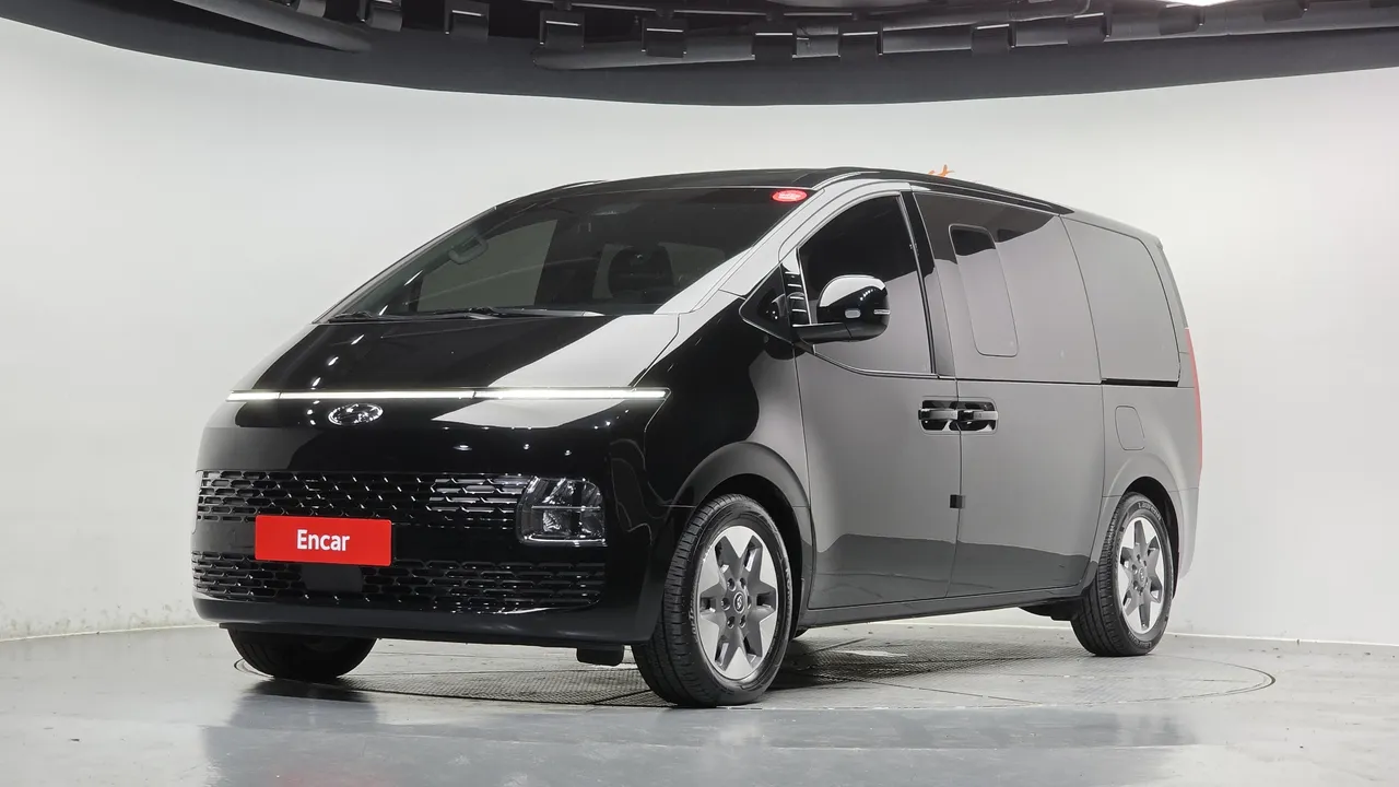 2023 Hyundai Staria L3.5 Tourer 9-Seater