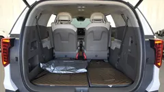 2024 Kia Canival Diesel 7-Seater Signature, белый — фото 20