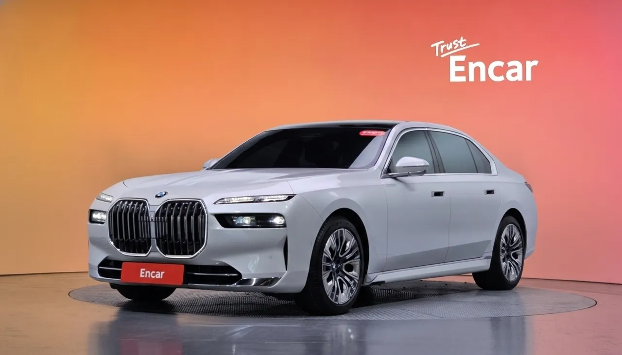 2023 BMW 7-Series 740i sDrive Design Pure Excellence