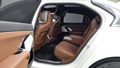 2023 BMW 7-Series 740i sDrive Design Pure Excellence — фото 16