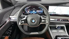 2023 BMW 7-Series 740i sDrive Design Pure Excellence — фото 20