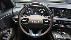 2023 Kia K8 Signature — фото 13