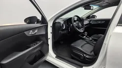 2022 Kia K3 1.6, белый — фото 10