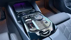 2024 BMW 5-Series 520i M Sport — фото 9