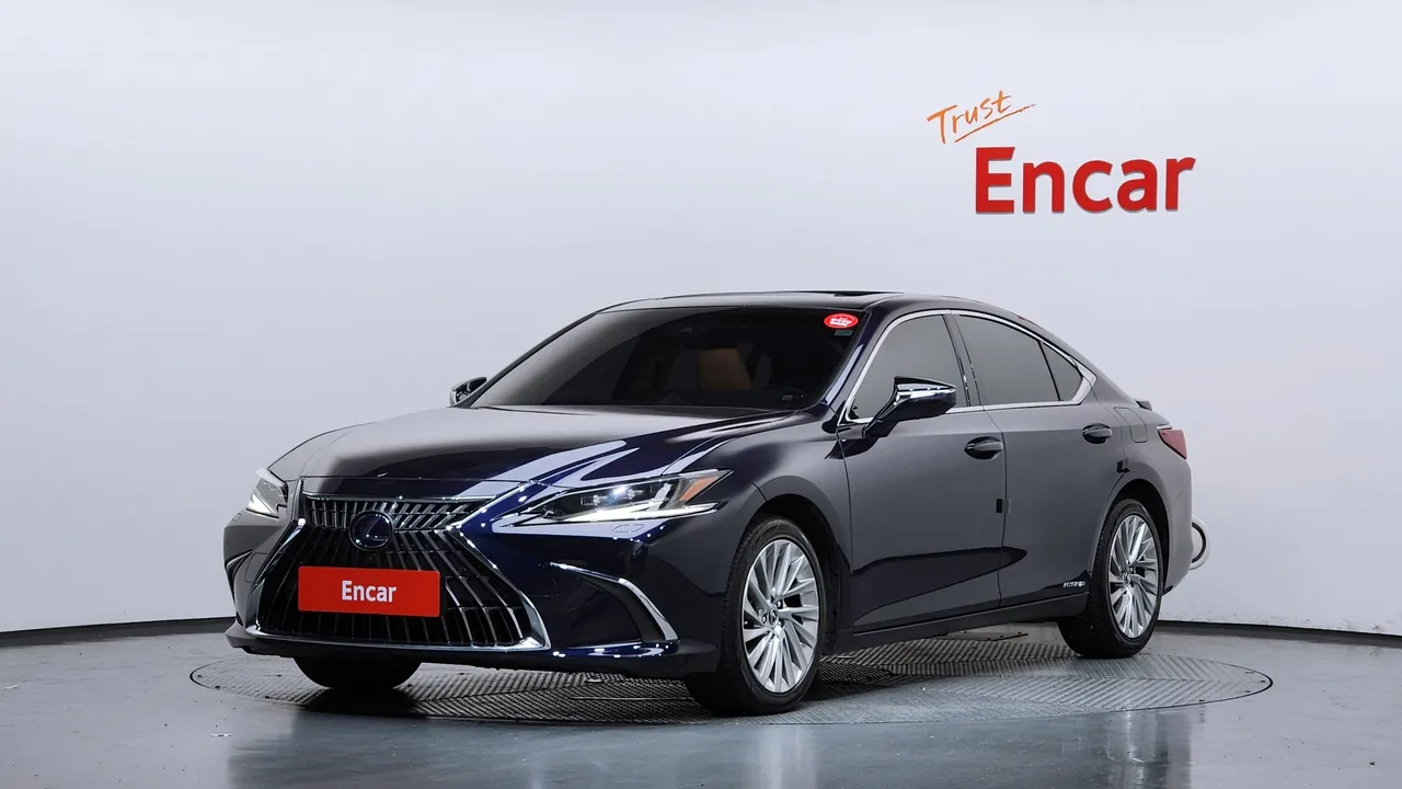 2022 Lexus ES Executive