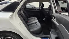 2023 Kia K5 2.0 LPI(Renter car) — фото 11