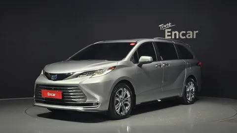 2022 Toyota Sienna 2.5 Hybrid 2WD