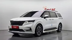 2023 Kia Carnival Diesel 9-Seater Prestige — фото 1