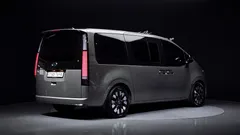 2023 Hyundai Staria L3.5 Lounge 9-Seater — фото 2