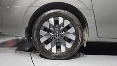 2023 Hyundai Staria L3.5 Lounge 9-Seater — фото 5