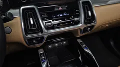2023 Kia Sorento HEV 1.6 2WD — фото 17