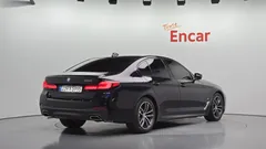 2023 BMW 5-Series 520i M Sport — фото 2