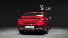 2022 Genesis G70 Gasoline 2.0T 4WD — фото 4