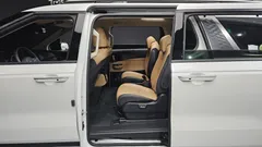 2023 Kia Carnival Diesel 9-Seater Noblesse — фото 11