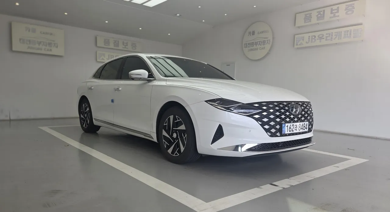 2023 Hyundai Grandeur Le Blanc