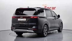 2023 Kia Carnival Gasoline 11-Seater Prestige — фото 2