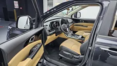2023 Kia Carnival Gasoline 11-Seater Prestige — фото 10