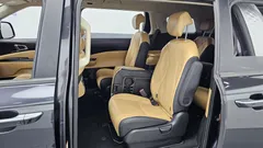 2023 Kia Carnival Gasoline 11-Seater Prestige — фото 12