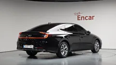 2023 Hyundai Sonata 2.0 — фото 2
