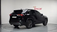 2023 Toyota RAV4 2,5 4WD Hybrid LTD, чёрный — фото 2
