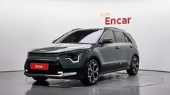 2022 Kia Niro Signature, зелёный — фото 1