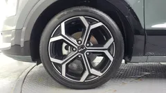 2022 Kia Niro Signature, зелёный — фото 5