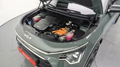 2022 Kia Niro Signature, зелёный — фото 6