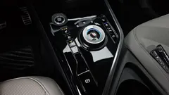 2022 Kia Niro Signature, зелёный — фото 9