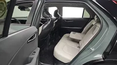 2022 Kia Niro Signature, зелёный — фото 11