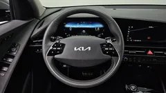 2022 Kia Niro Signature, зелёный — фото 14