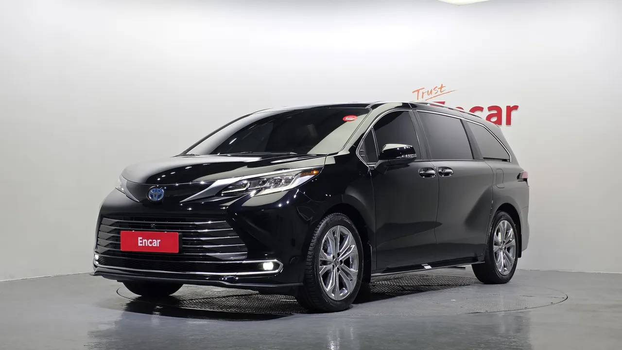 2023 Toyota Sienna 2.5 Hybrid 2WD