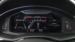 2022 Audi Q8 55 TFSI Quattro Premium, серый — фото 8