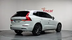 2023 Volvo XC60 B6 Ultimate Bright — фото 2