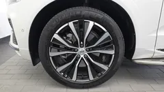 2023 Volvo XC60 B6 Ultimate Bright — фото 5