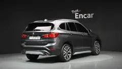 2022 BMW X1 xDrive 20i xLine — фото 2