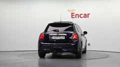 2023 Mini Cooper 5Door Resolute Edition — фото 4