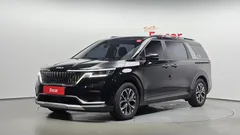 2023 Kia Carnival Diesel 9-Seater Prestige — фото 1