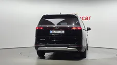 2023 Kia Carnival Diesel 9-Seater Prestige — фото 4