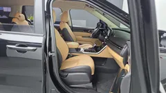 2023 Kia Carnival Diesel 9-Seater Prestige — фото 11