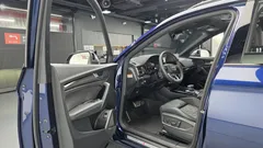 2022 Audi SQ5 3.0 TFSI Quattro, синий — фото 10
