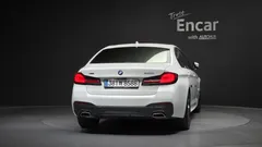 2023 BMW 5-Series 530i xDrive M Sport Package — фото 4