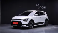 2022 Kia Niro Signature — фото 1