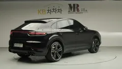 2022 Porsche Cayenne 4.0 Turbo Coupe — фото 2