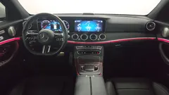 2022 Mercedes-Benz E-Class E220d 4MATIC AMG Line — фото 7