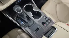 2023 Toyota Highlander 2.5 4WD Limited, белый — фото 9