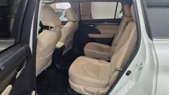 2023 Toyota Highlander 2.5 4WD Limited, белый — фото 15
