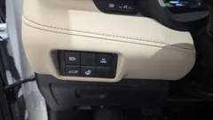 2023 Toyota Highlander 2.5 4WD Limited, белый — фото 19