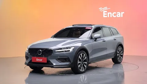 2023 Volvo V60 B5 Ultimate AWD