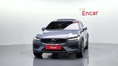 2023 Volvo V60 B5 Ultimate AWD — фото 3