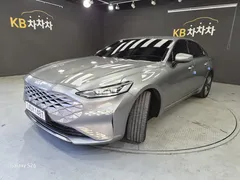 2023 Kia K8 Signature — фото 5